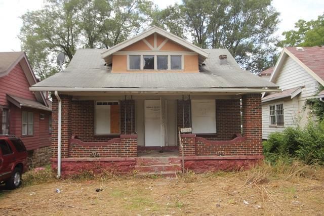 5208 Euclid Ave, Kansas City, MO 64130