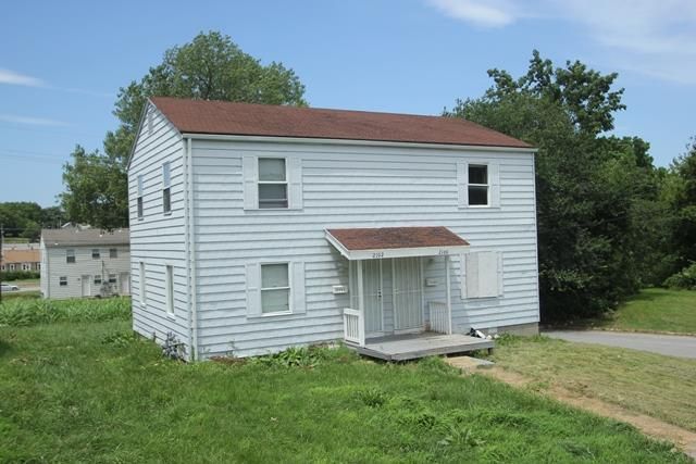 2100 Monroe Ave, Kansas City, MO 64128