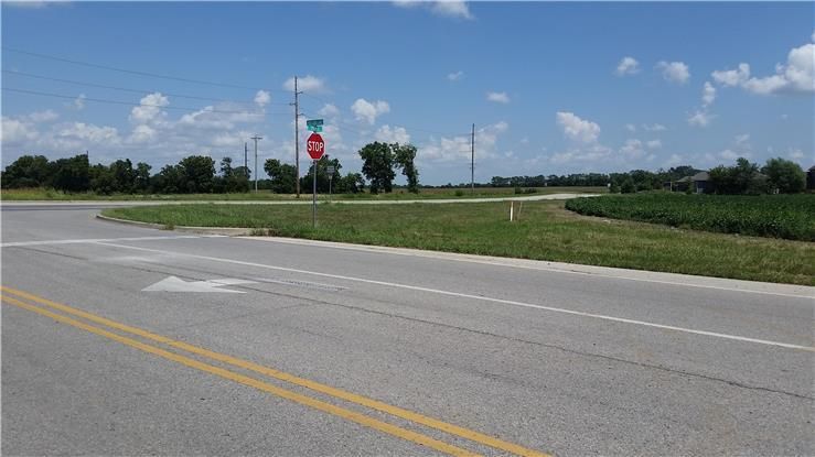199th St, Spring Hill, KS 66083