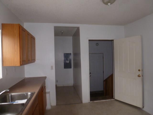 2204 State Ave, Kansas City, KS 66102
