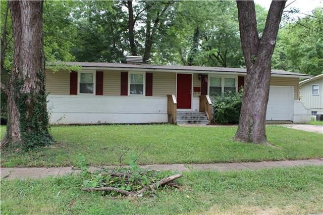 8611 E 93rd St, Kansas City, MO 64138