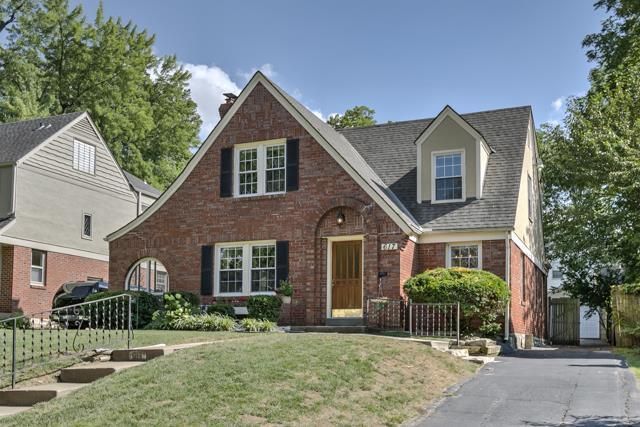 617 E 70th Ter, Kansas City, MO 64131