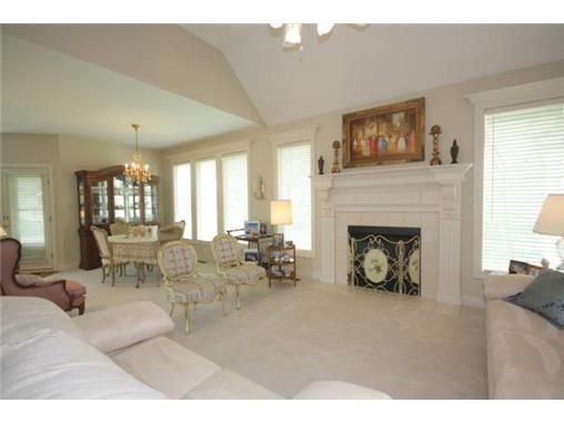 2600 NW 80th St, Kansas City, MO 64151