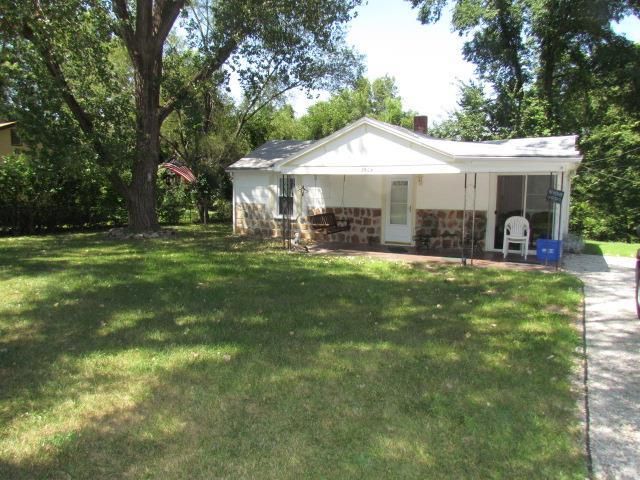 8604 E 25th St, Kansas City, MO 64129