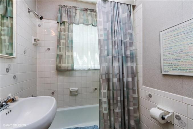6025 Wornall Rd, Kansas City, MO 64113