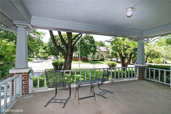 6025 Wornall Rd, Kansas City, MO 64113