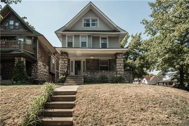 901 E 42nd St, Kansas City, MO 64110