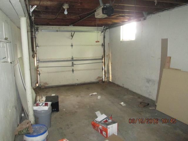 4808 E 40th Ter, Kansas City, MO 64130
