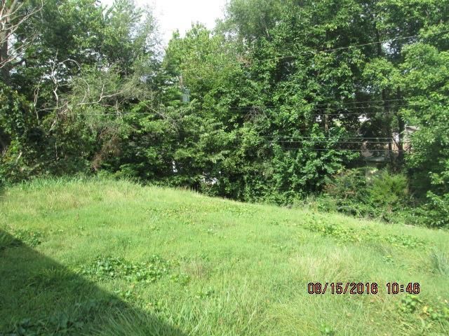 4808 E 40th Ter, Kansas City, MO 64130
