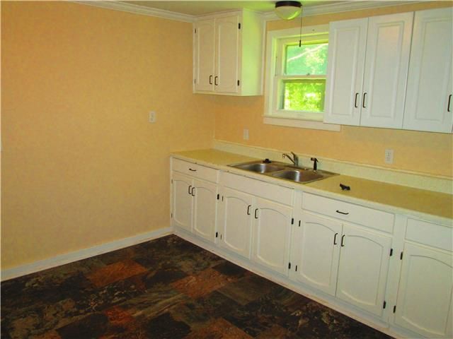 602 N 3rd St, Plattsburg, MO 64477