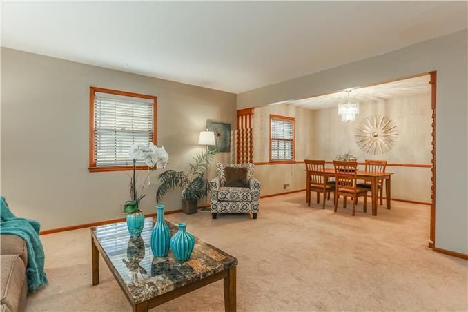 8813 Evanston Ave, Kansas City, MO 64138