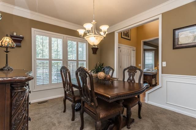 7869 W 156th St, Overland Park, KS 66223