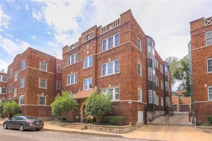 4346 Rockhill Rd #100, Kansas City, MO 64110