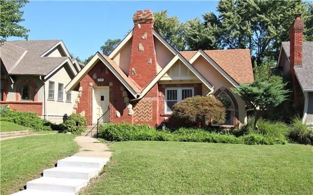714 E 71st Ter, Kansas City, MO 64131