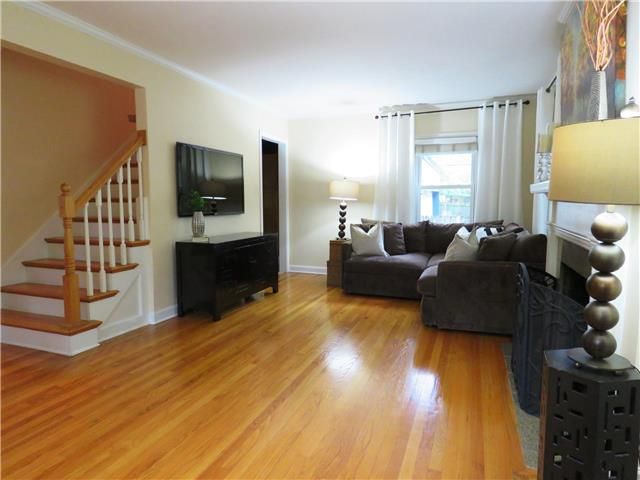 624 E 73rd St, Kansas City, MO 64131