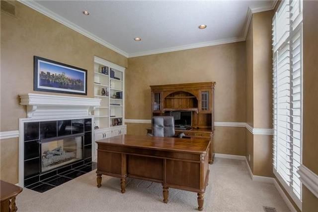 12425 W 129th St, Overland Park, KS 66213
