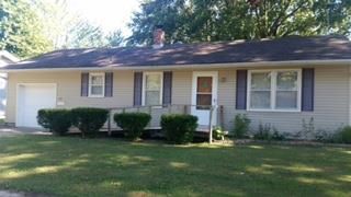 305 S Smith St, Windsor, MO 65360