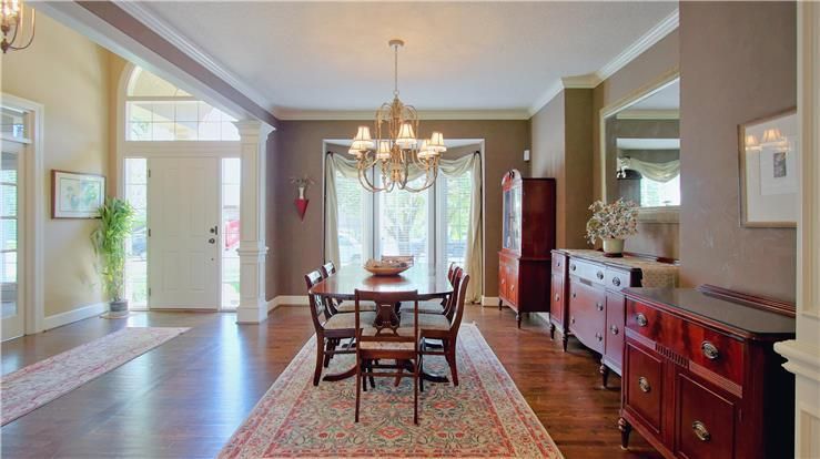 14930 Outlook Ln, Overland Park, KS 66223