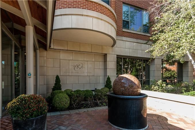 4950 Central St #202, Kansas City, MO 64112