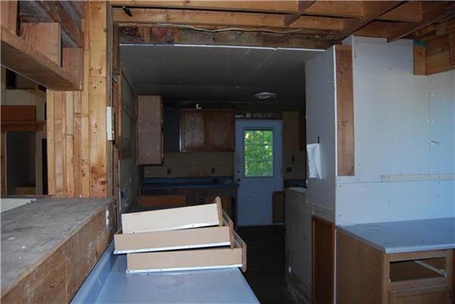 910 5th St, Osawatomie, KS 66064