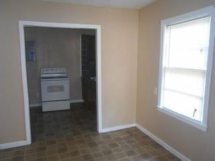3701 E Gregory Blvd, Kansas City, MO 64132
