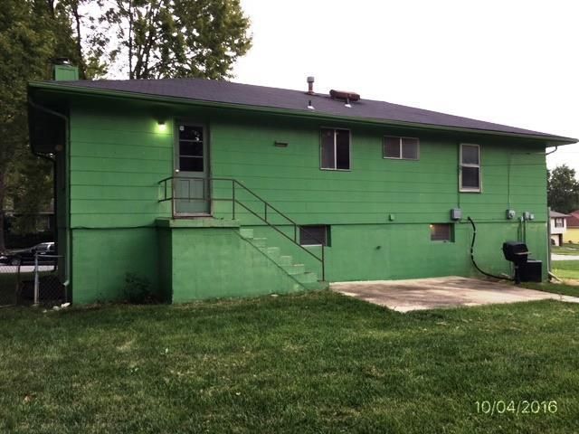 11716 Delmar Dr, Kansas City, MO 64134
