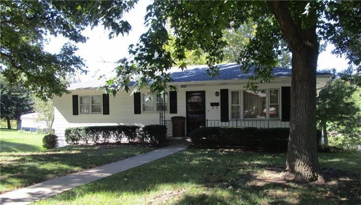 1409 Crowell St, Atchison, KS 66002