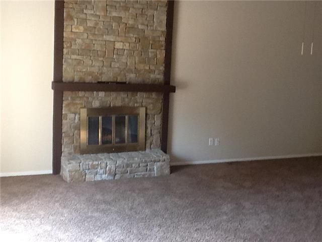 12720 W 108th St, Overland Park, KS 66210