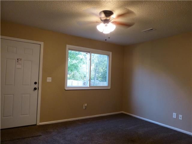 621 N Willie St, Olathe, KS 66061