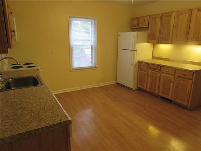 2329 Seneca St, St Joseph, MO 64507