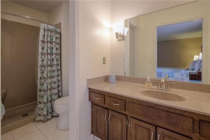 11178 Eby St, Overland Park, KS 66210