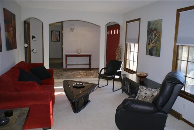 522 E 129 Ter, Kansas City, MO 64146