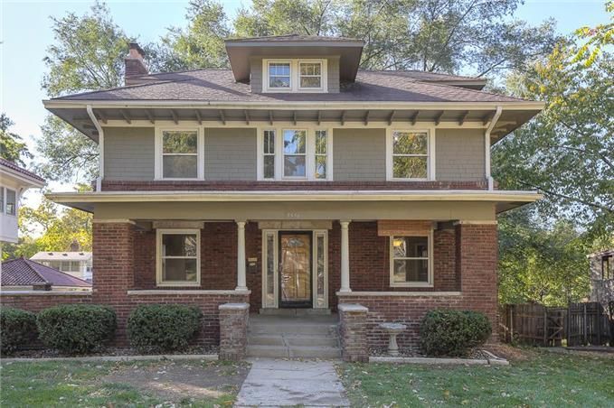 5536 Rockhill Rd, Kansas City, MO 64110