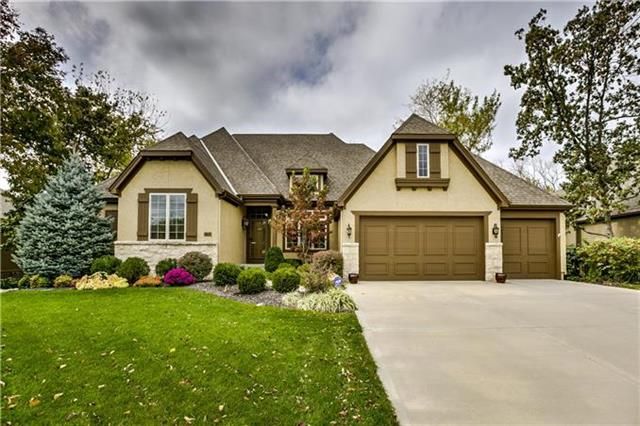 12156 S Solomon Rd, Olathe, KS 66061