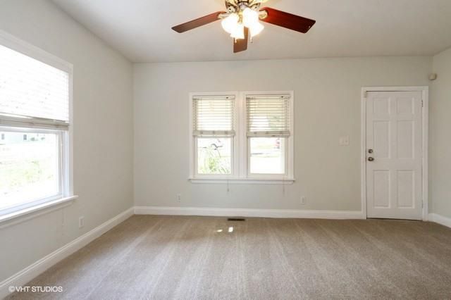 8113 Grand Ave, Kansas City, MO 64114