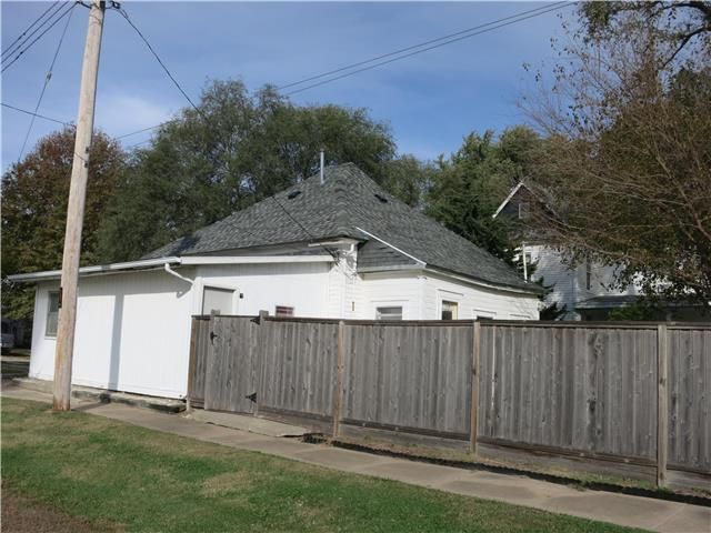 588 Hunt St, Osborn, MO 64474