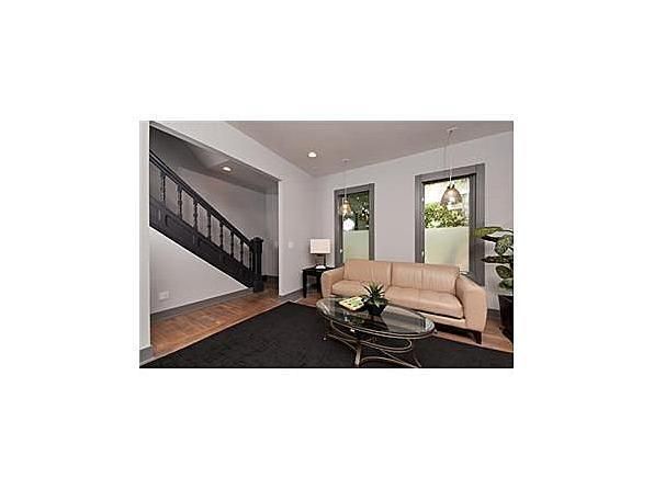 2129 Belleview Ave, Kansas City, MO 64108