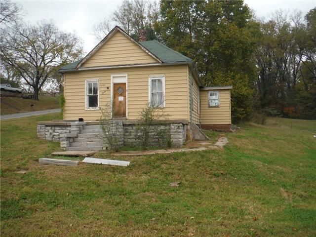 1125 L St, Atchison, KS 66002