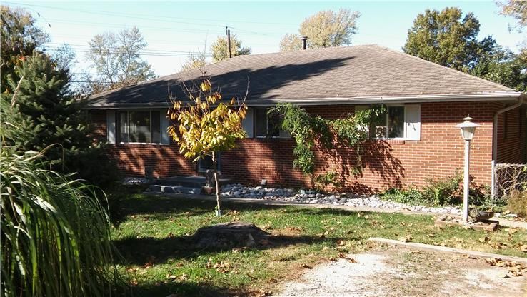 17006 E 26th Ter, Independence, MO 64057