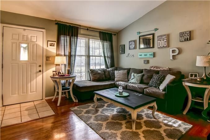 200 Grant St, Liberty, MO 64068
