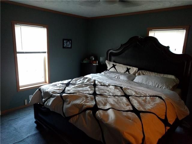 1352 Eagle Rd, Fort Scott, KS 66701