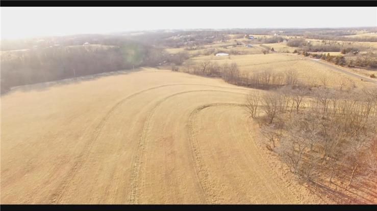 17850 Endicott Rd, Kearney, MO 64060