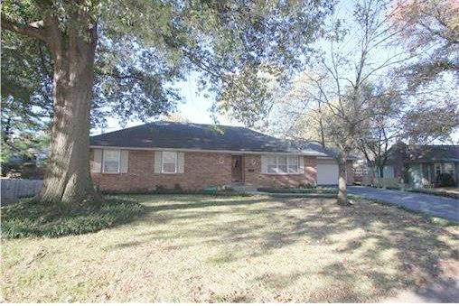 337 Jones Ave, Warrensburg, MO 64093