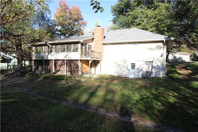 337 Jones Ave, Warrensburg, MO 64093