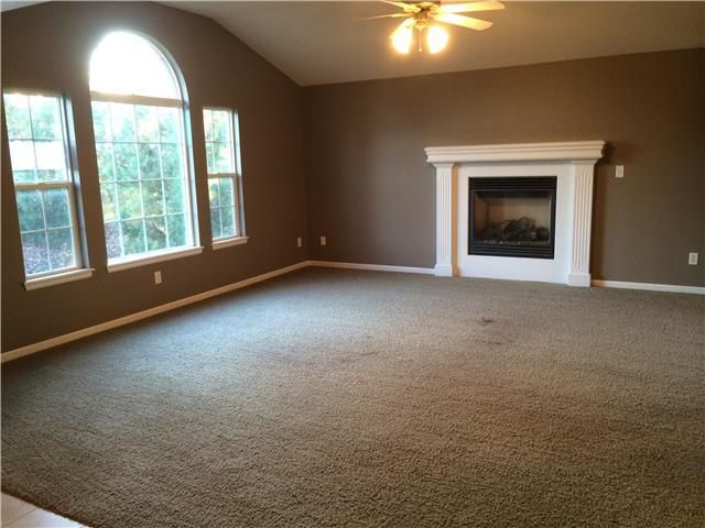 12700 E 48th St, Independence, MO 64055