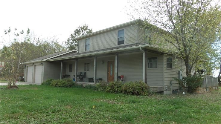 2326 Pawnee Rd, Ottawa, KS 66067