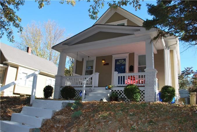 4627 Fairmount St, Kansas City, MO 64112