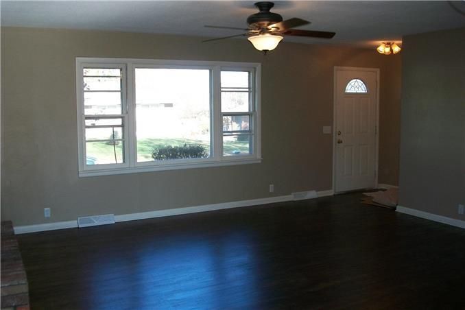 1320 Delaware St, Pleasant Hill, MO 64080