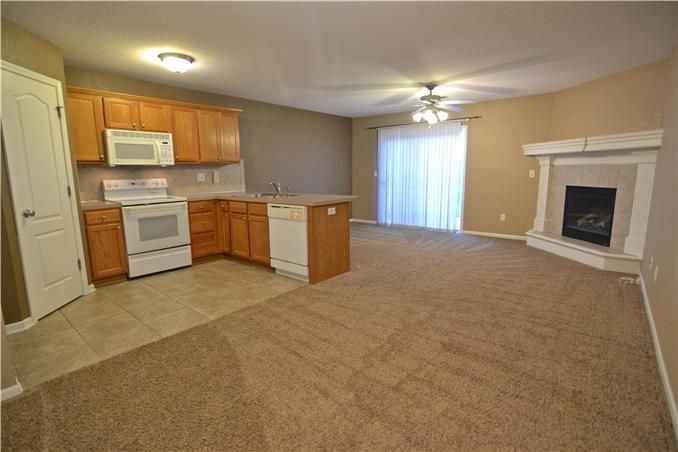 9407 N Main St, Kansas City, MO 64155