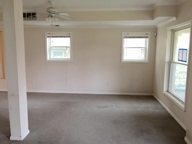 2734 E 36th St, Kansas City, MO 64128